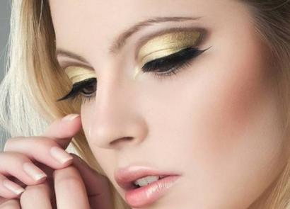 Золотой макияж глаз: солидный аксессуар к любому наряду